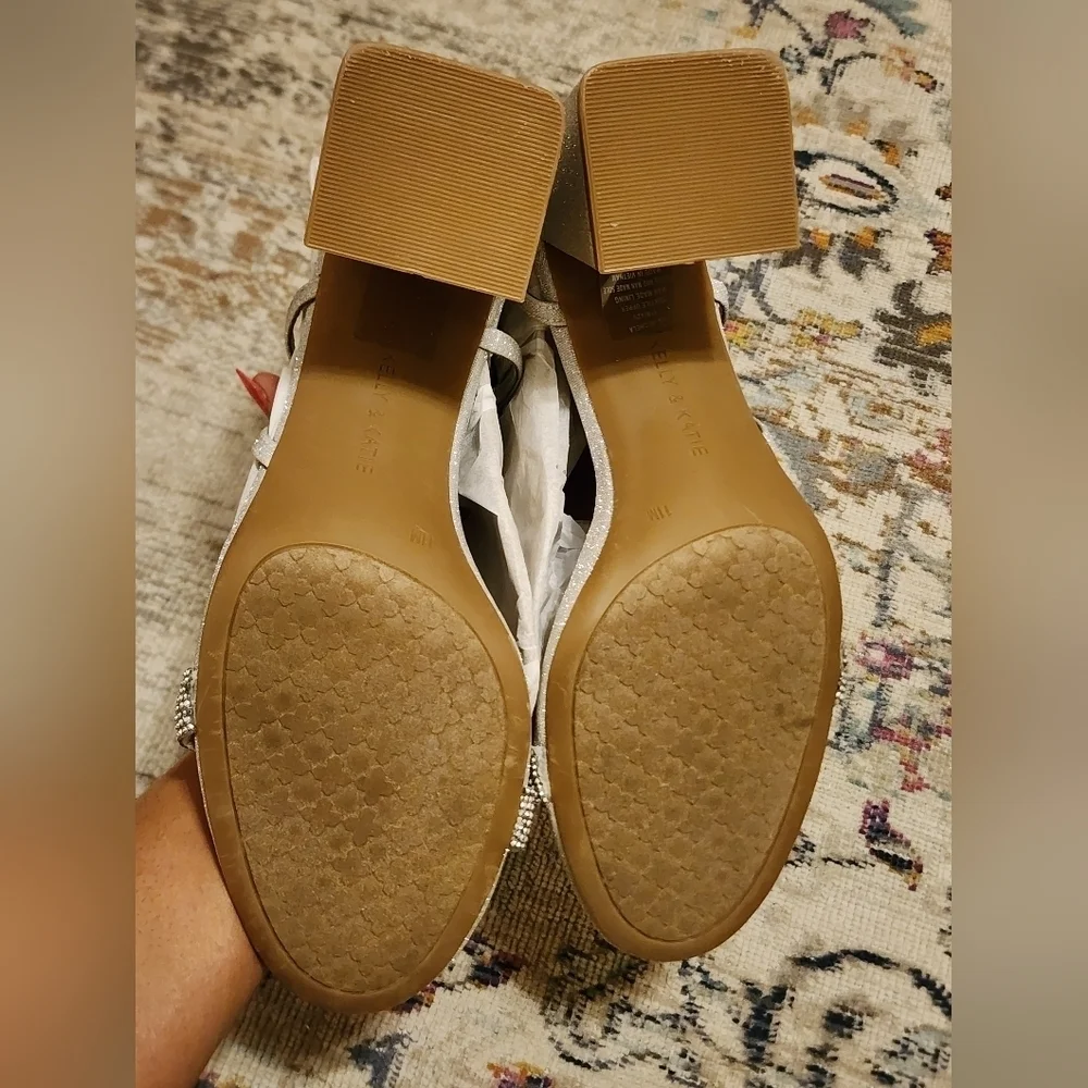 Kalley & Katie Silver Glitter Women's Heels, Size 11